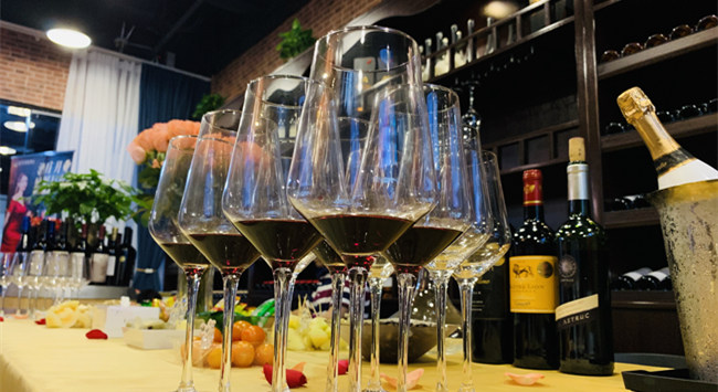 現(xiàn)在做紅酒代理商前景怎么樣? 現(xiàn)在做紅酒代理商前景怎么樣?